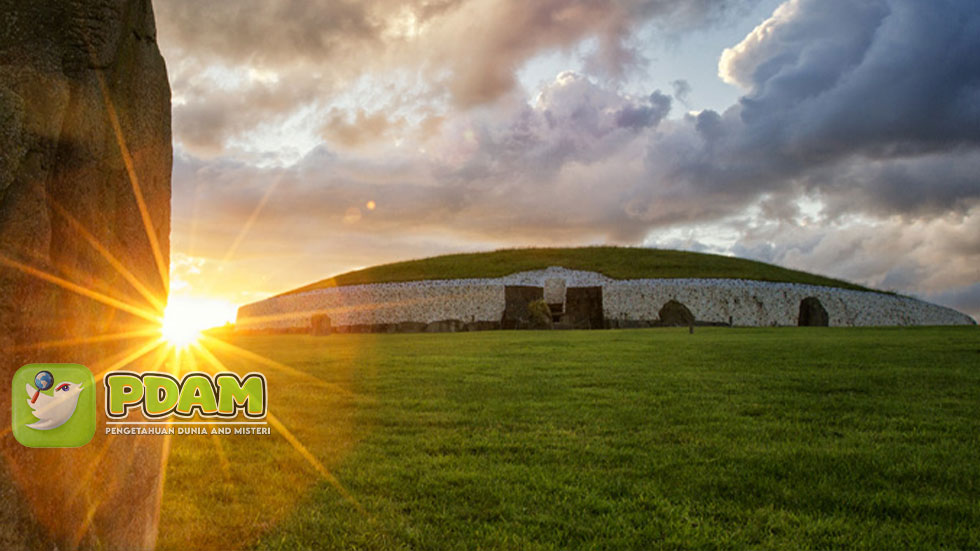 Newgrange Batu yang Lebih Tua Dari Stonehenge dan Piradmida