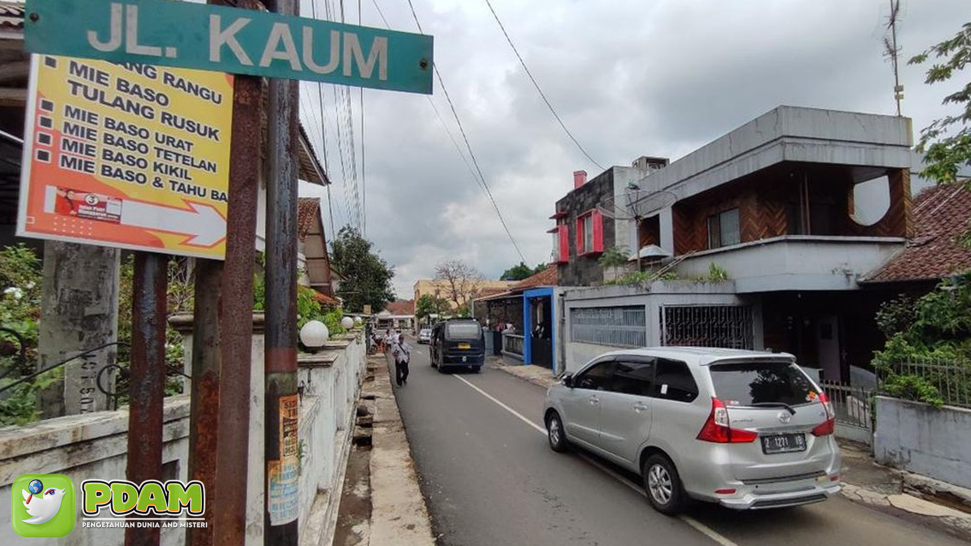 Misteri di Balik Kehadiran Perempuan Manis di Pabrik Tua Ciamis