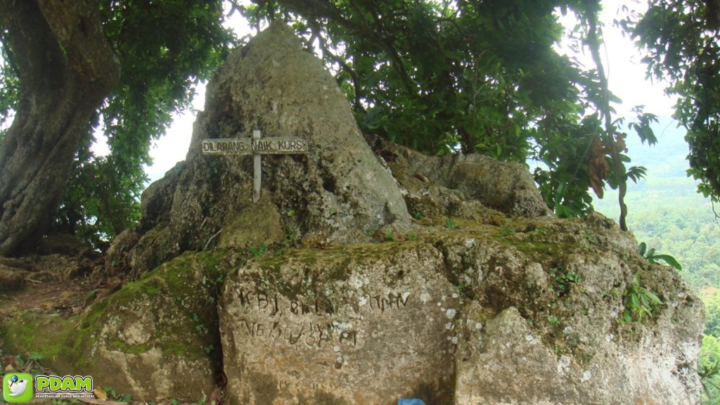 Misteri di Balik Keunikan Gunung Geger yang Menarik Perhatian